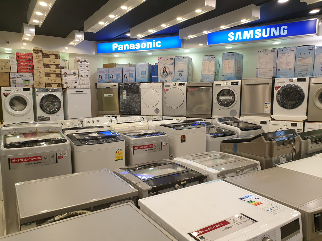 Dhanmondi 27 Showroom