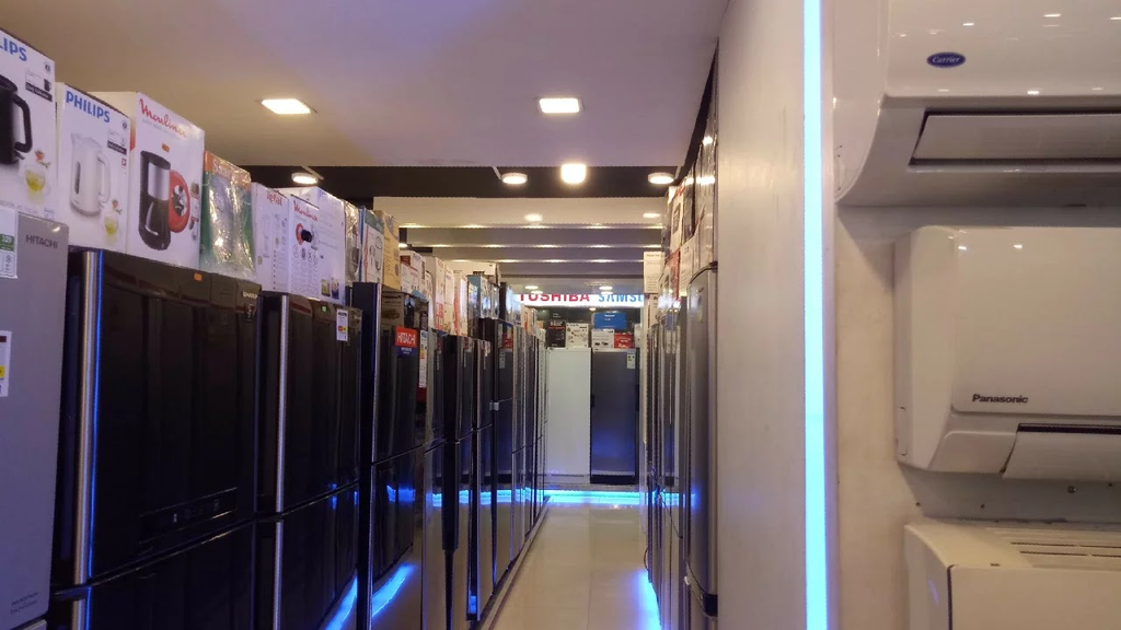 Dhanmondi 27 Showroom