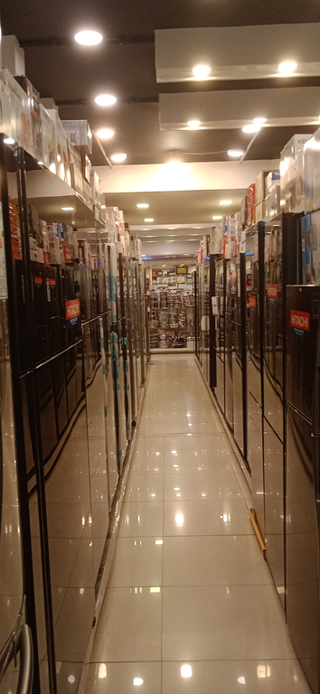 Dhanmondi 27 Showroom