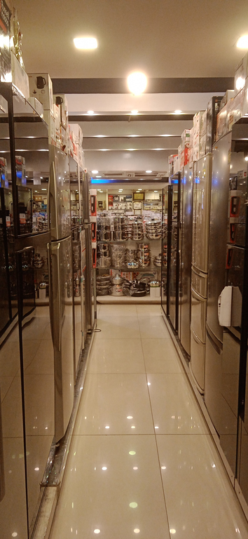 Dhanmondi 27 Showroom