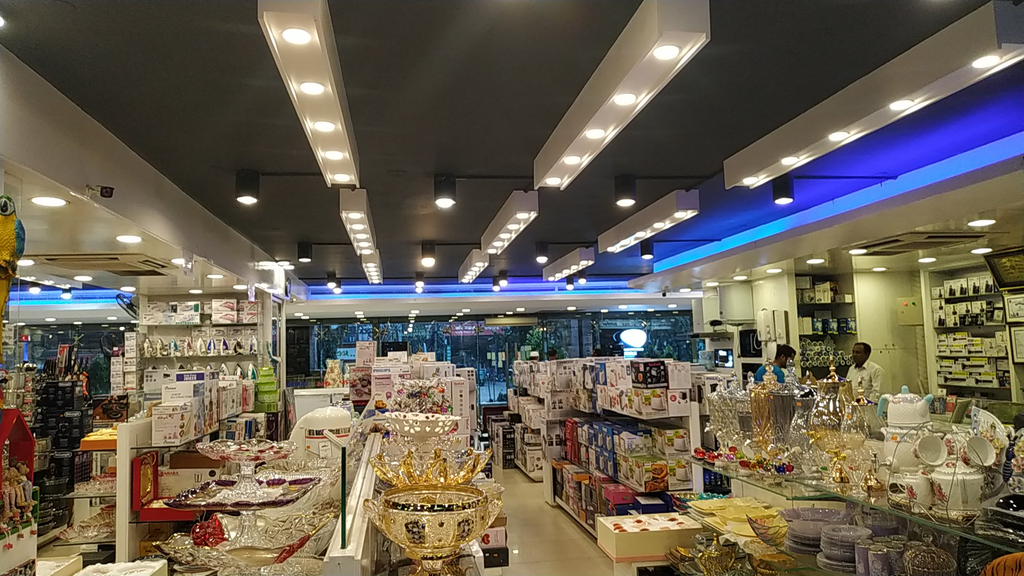 Dhanmondi 27 Showroom