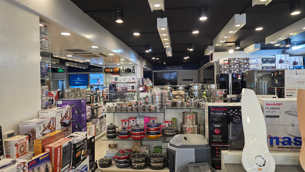 Dhanmondi 27 Showroom