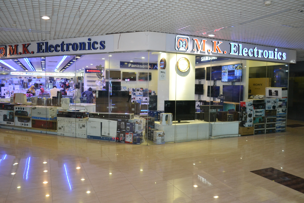 Jamuna Future Park Showroom