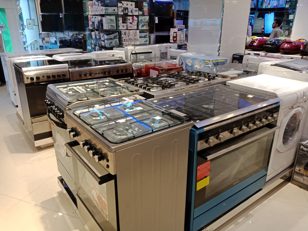Uttara 4 Showroom